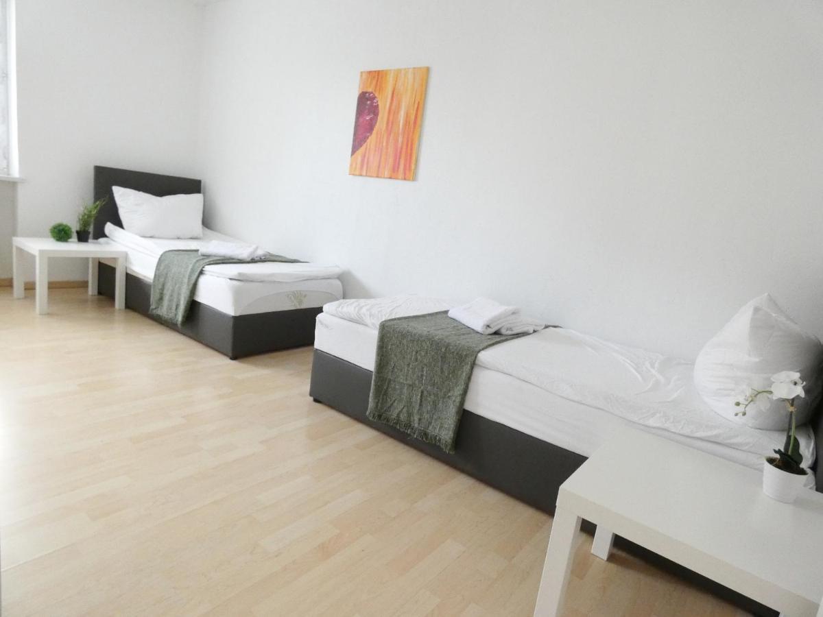 Sunnyhome Monteurwohnungen Und Apartments In Weiden ヴァイデン エクステリア 写真
